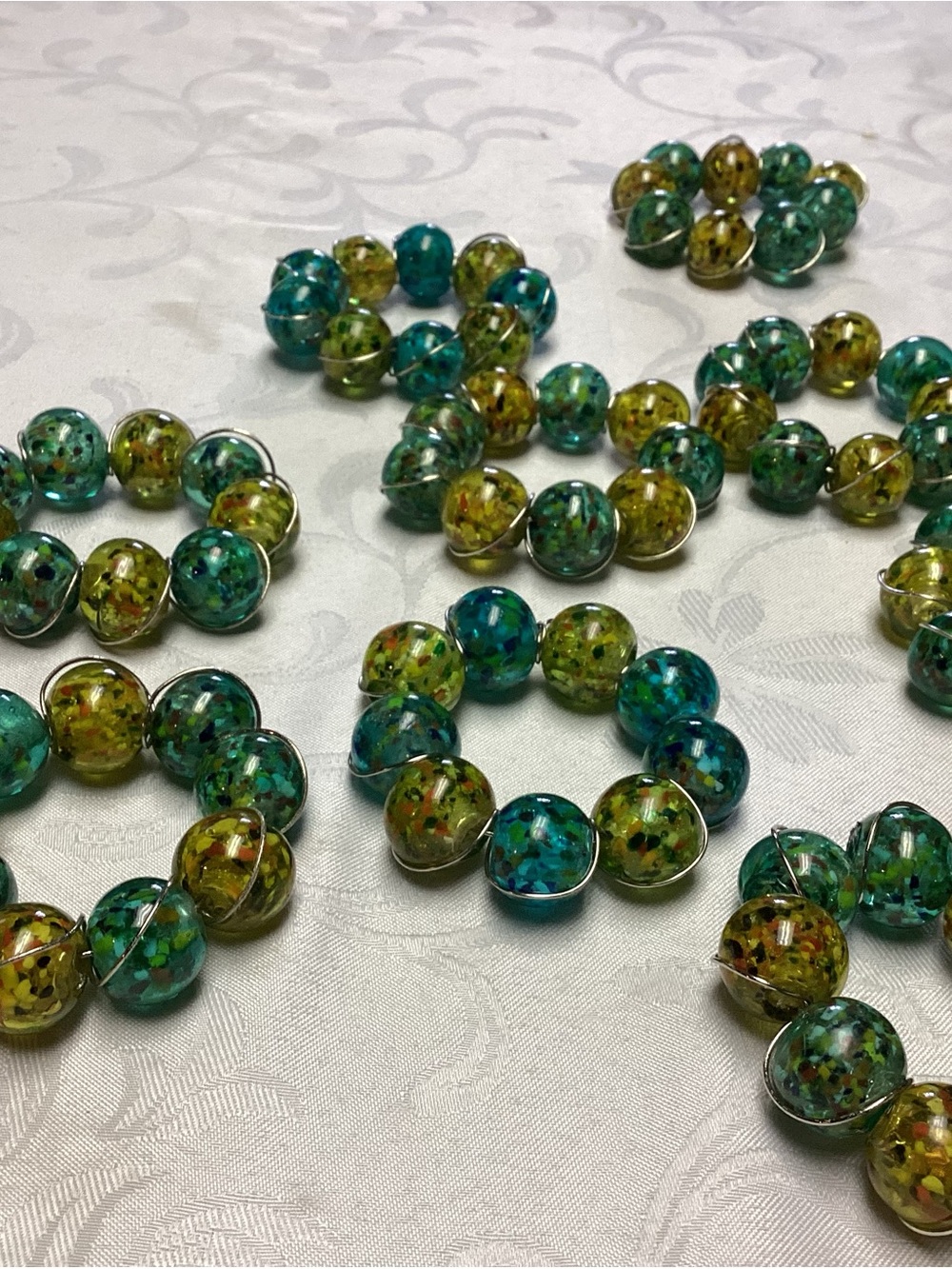 Artisan Multicolor Glass Bead Napkin holders Green & Teal - Picture 6 of 7